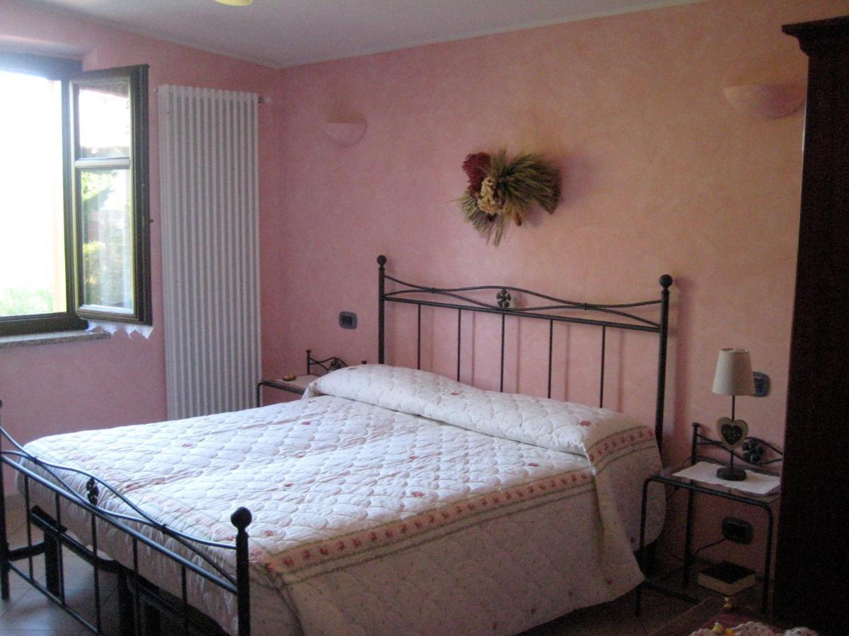 B&B Castelvecchio Ferrere Rom bilde
